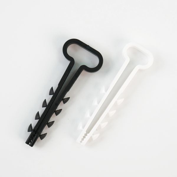 Exquisite Workmanship Plastic Cable Clips Nylon Cable Clamp Different Size Adjustable Cable Clamp