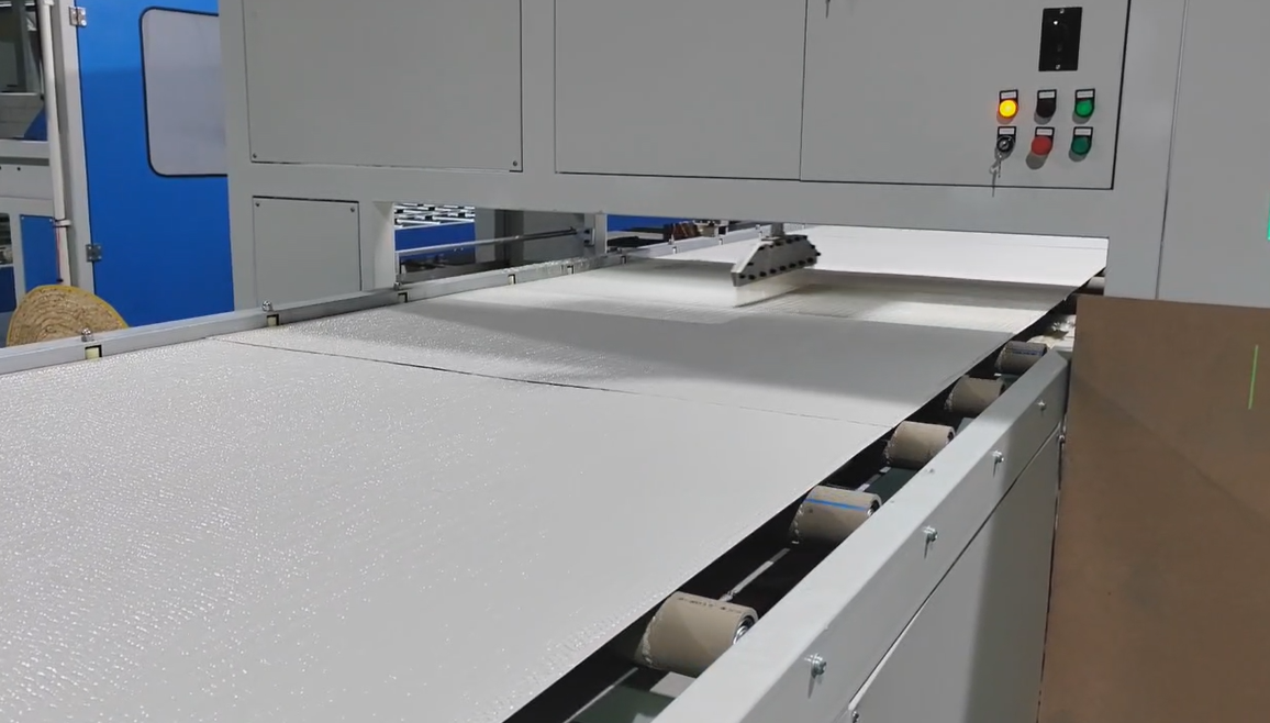3 Layers Vacuum Hot Pressing Production Line