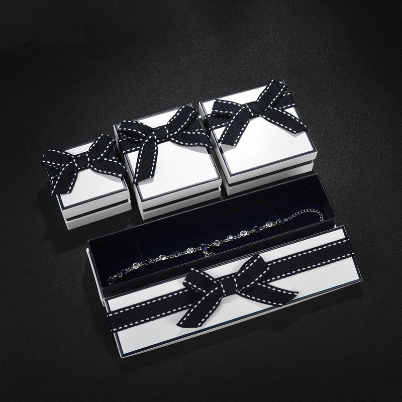 128gram Earring Cardboard Boxes , Ribbon Bowtie 5x5x1 Jewelry Box