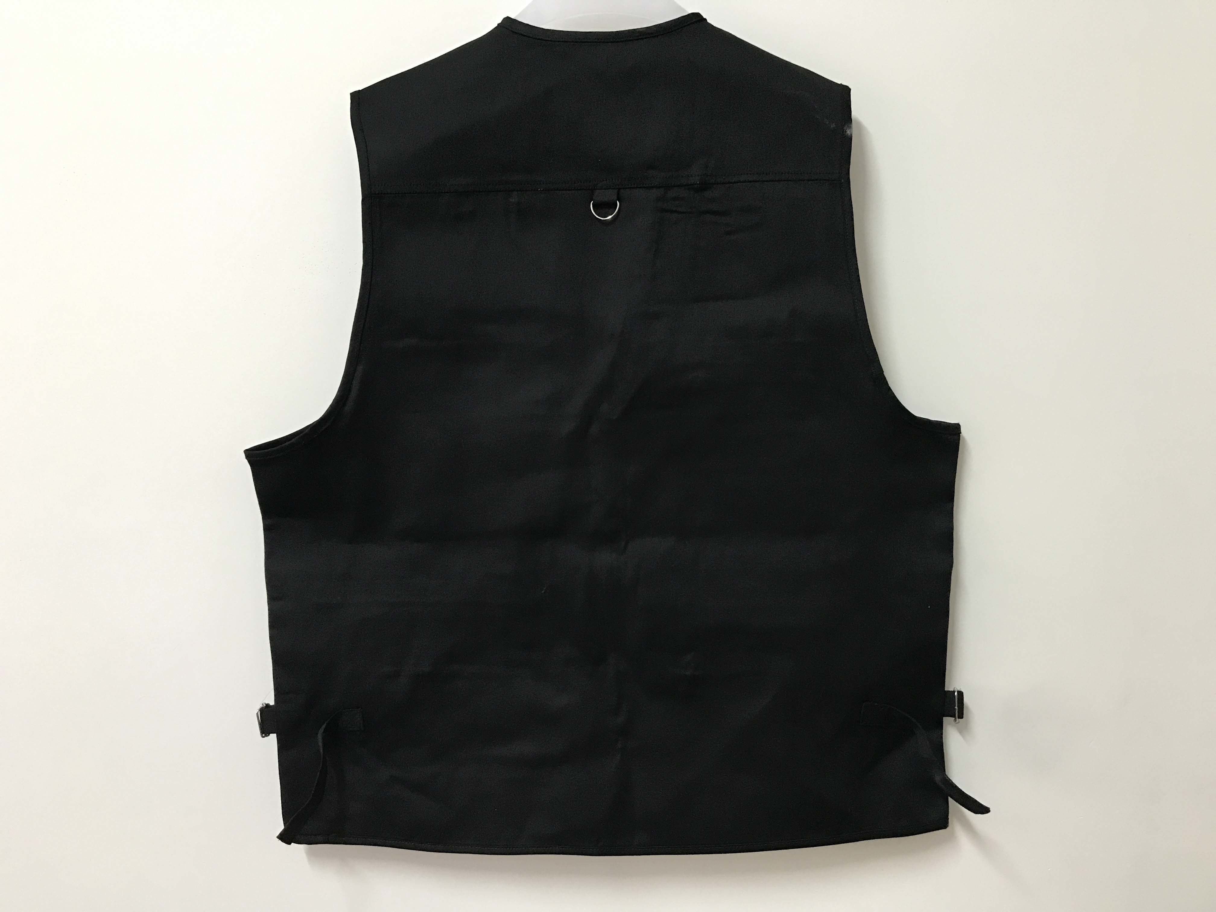 Mens classic vest，mens waist coat, vest in 100% polyester washed fabric, washed black color, S-3XL