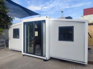 Wholesale BOX SPACE Luxury 3 Bedrooms And Bathroom Prefabricated Expandable Container House Mobile Prefab Expandable House from china suppliers