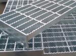 Serrated Bar Hot Dip Galvanized Q235B Grating Stair Treads