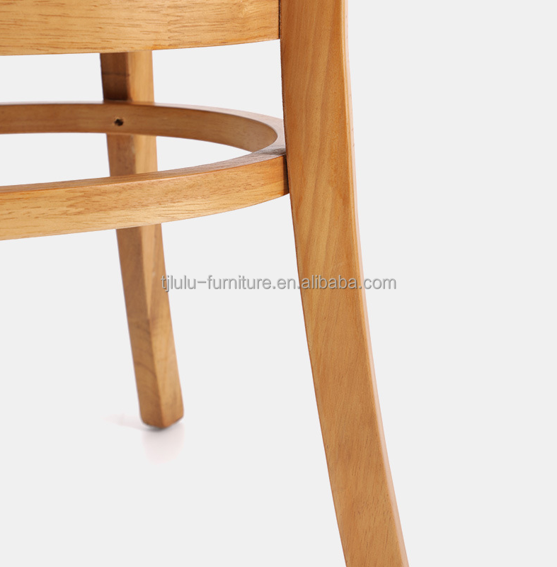 Versatile and Functional Nordic Design Solid Wood Dining Chair for Restaurant Furniture