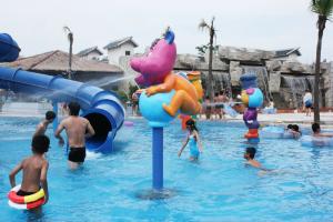 Wholesale Rabbit Cartoon Aqua Play Structures, Spray Park Equipments, Water Playground Equipment from china suppliers
