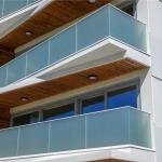 High Strength Flooring Mounted Tempered Laminated Glass Straight Staircase with