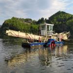 Aquatic Plant Harvester With Full Automatic System