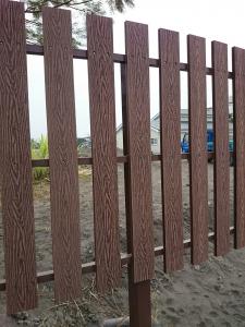 China Natural Wooden WPC Decking / 100 % recyclable WPC Rail Fence For Farm on sale
