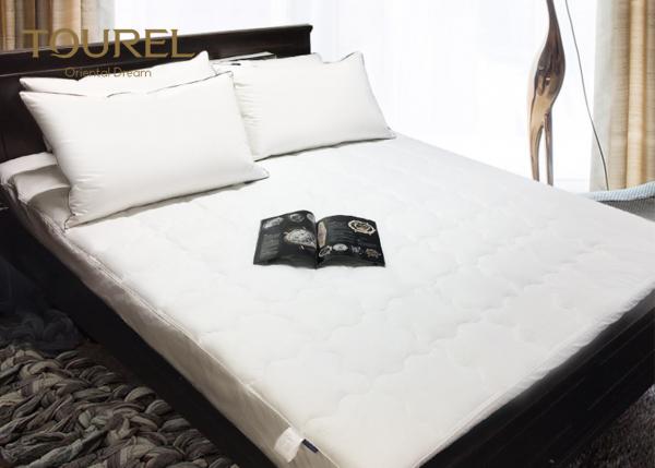 Quality Linen Pro Flat Quilted Protect A Bed Mattress Protector For 5 Star Hotel for sale