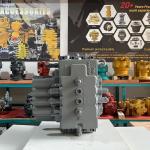 EX200-1 Excavator Control Valve Hitachi Excavator Parts 4242649 4224900