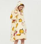 Ultra Plush Women Oversized Hooded Blankets OEM / ODM Available
