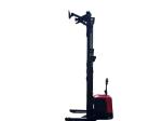 Single Point Position Reach Forward Electric Forklift Truck Load Capacity 2.0
