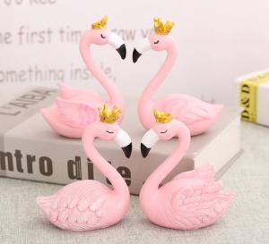 Wholesale Creative Pink flamingo Resin Crafts Figurines desk décor from china suppliers