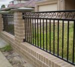 60*60mm Post Size Metal Garden Fencing , Black Rod Iron Fence 2.0m --2.5m Length