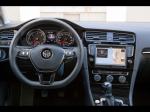 Full Screen Mode Volkswagen Android Auto USB Multimedia Port Playing Videos