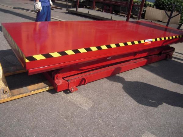 Stationary Aerial Scissor Working Platform 1150mm Lifting Height With Large
