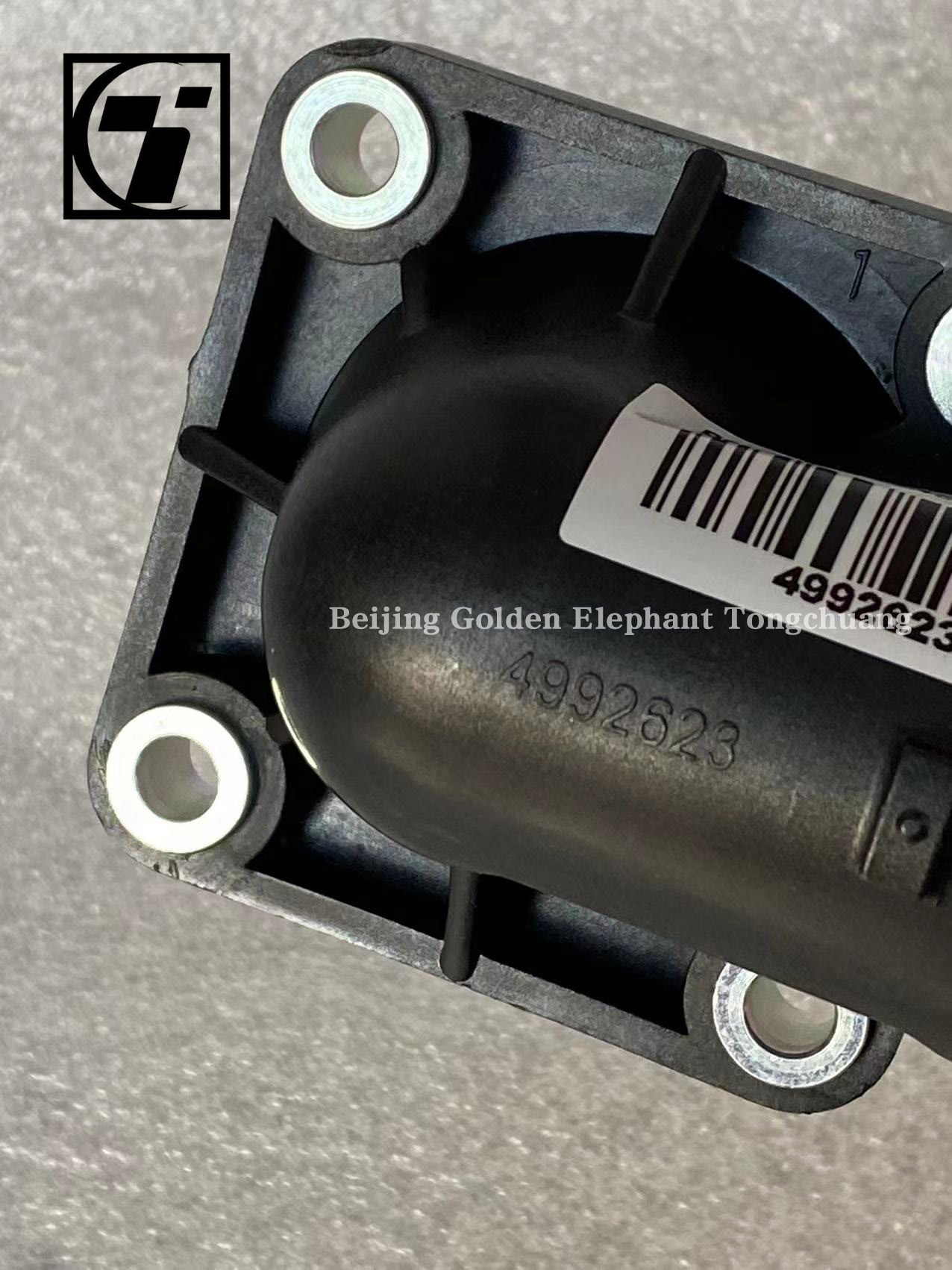 Foton ISF3.8 Engine Aumark Bell Water Pipe Joint with Temperature Control Thermostat Cover