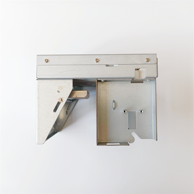 Custom Automotive Sheet Metal Fabrication With CNC / Manual Tapping