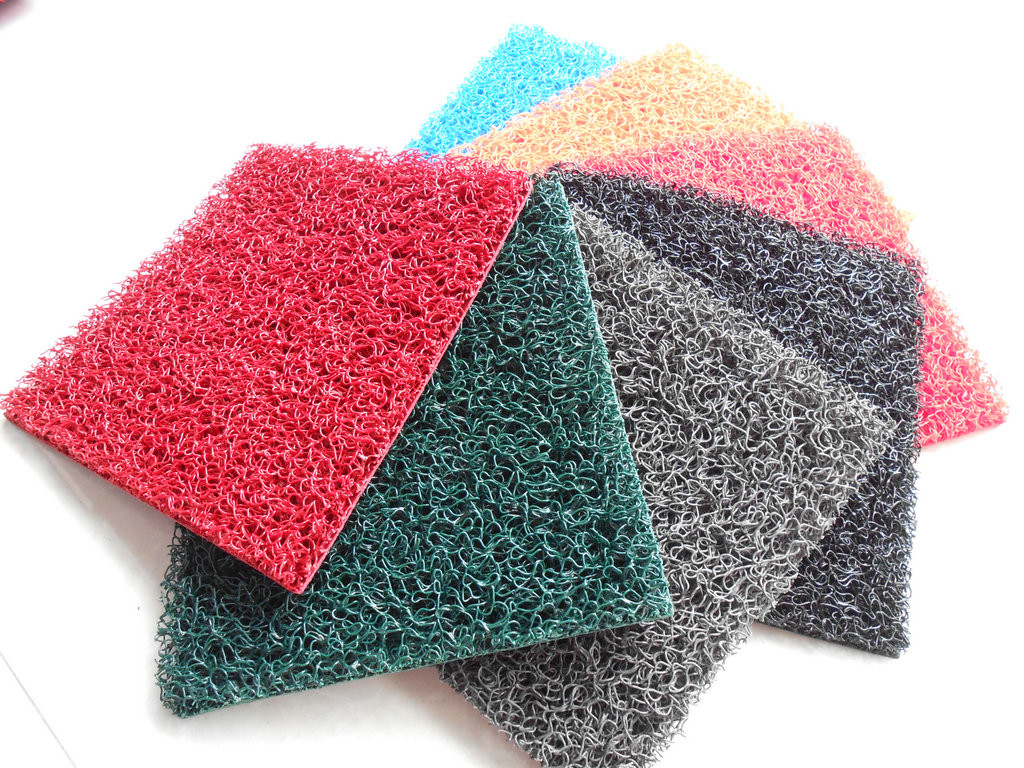 PVC Coil Mat PVC Flooring Rolls with Firm , Foam or Nothing Backing
