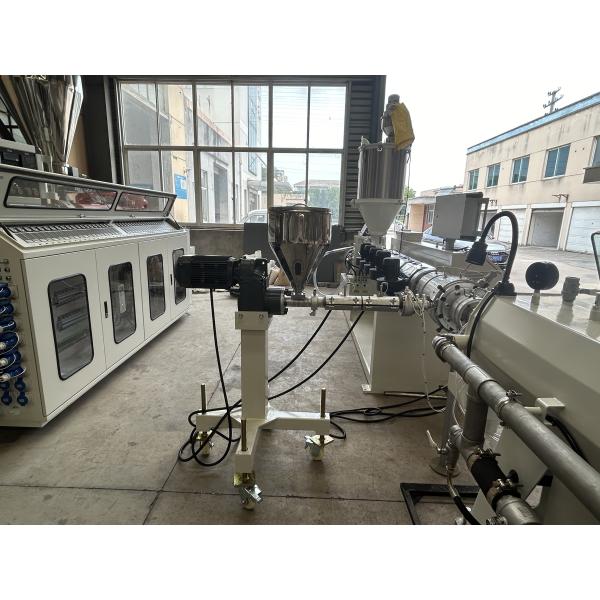 LD Ratio 33 1 Full Automatic Single Screw Extruder For PE HDPE Pipe Manufacturing