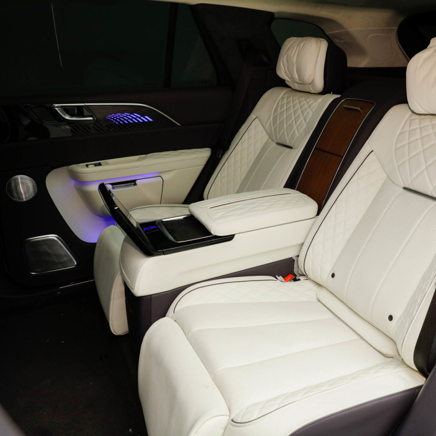 4x4 Custom Security Cost Trade Sichuan Left Hand City Taxi Long Range Voiture Hongqi E-hs9 Electric Cars For Teenager