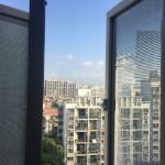 Building Insulated Glazing System Vertical Opening Mineral Blinds for Privacy