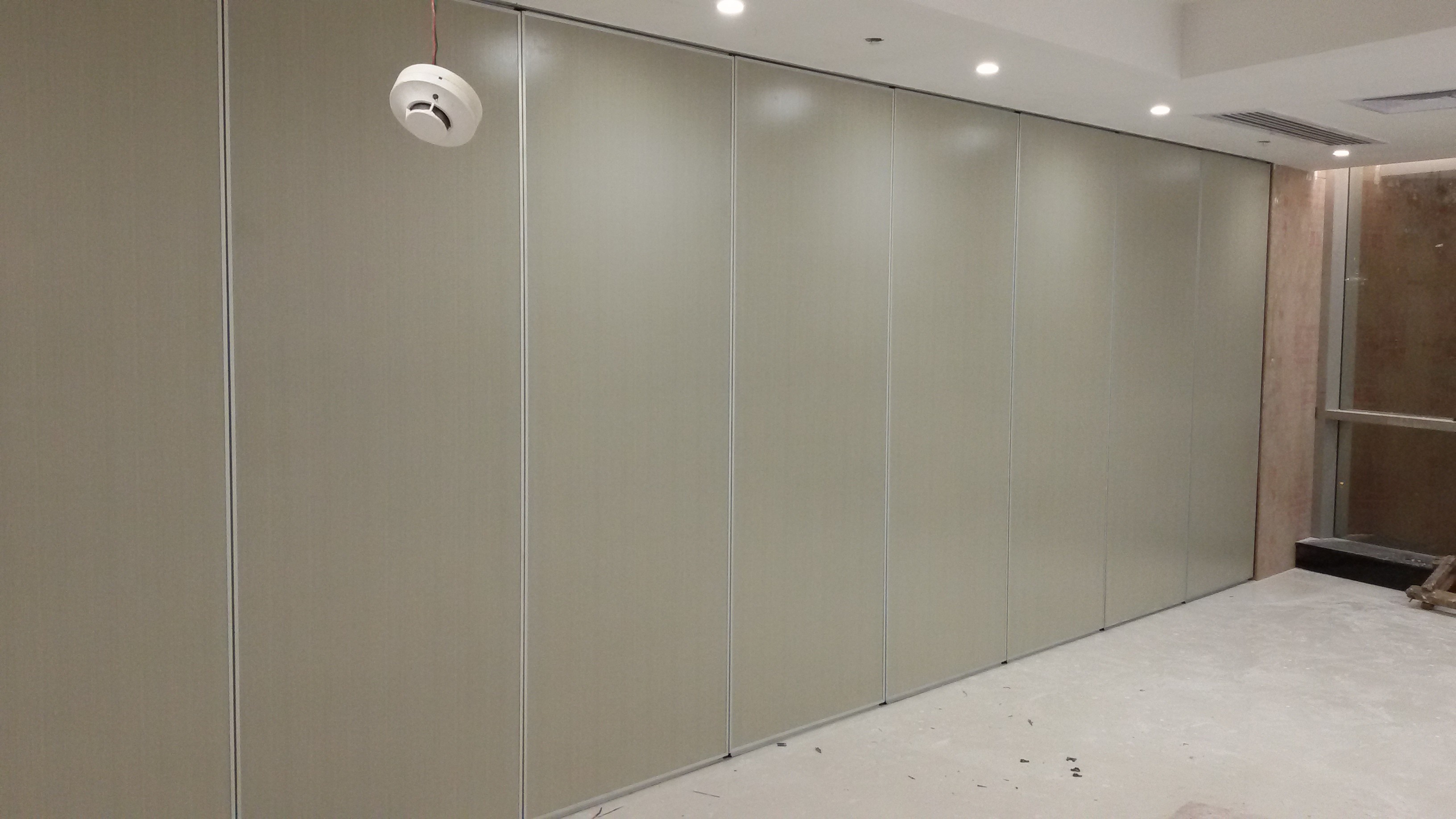 Commercial Furniture Folding Partitions System Soundproof Sliding Partition Walls For Hotel