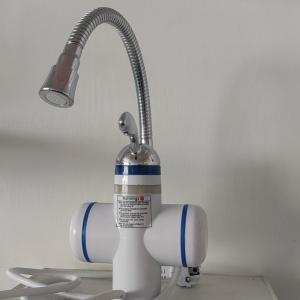 Wholesale Automatically Sink Kitchen Instant Hot Water Tap Electric 3000W With Flex Spout RoHs from china suppliers