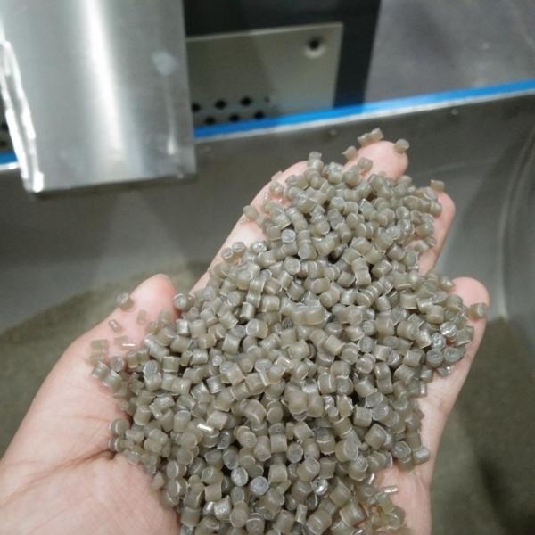 Special Screw Design Plastic Garbage Recycling Machine Plastic Recycling Unit