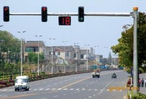 China Cast Aluminum Street Light Pole 5-15m 132KV  Traffic Control Signs Customized Color on sale