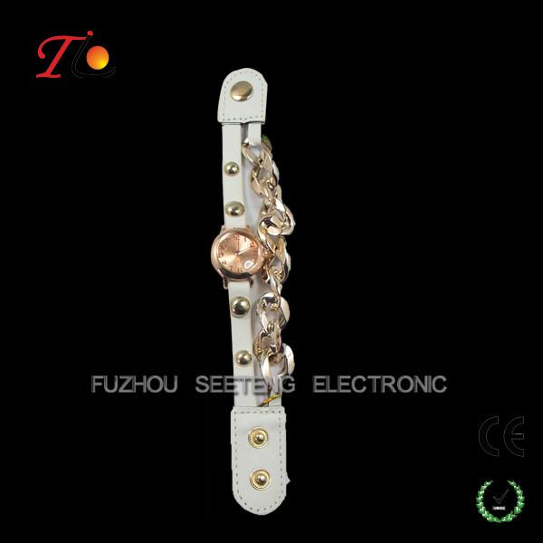 Charming Vintage watches ladies Bracelets watches with rose gold metal bracelet