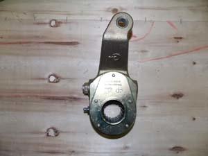 SHAANXI COPY QUALITY PHOTO COLOR Brake Adjuster left rear - Трещетка задняя лева