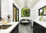 Modern Glamping Trailer Houses Tiny House Mobile Home Ready To Ship With Wheels