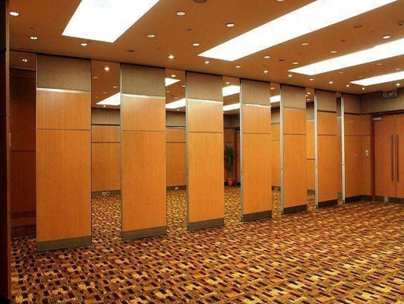 Durable Lightweight Flexible Movable Sliding Partition Walls For Restaurant