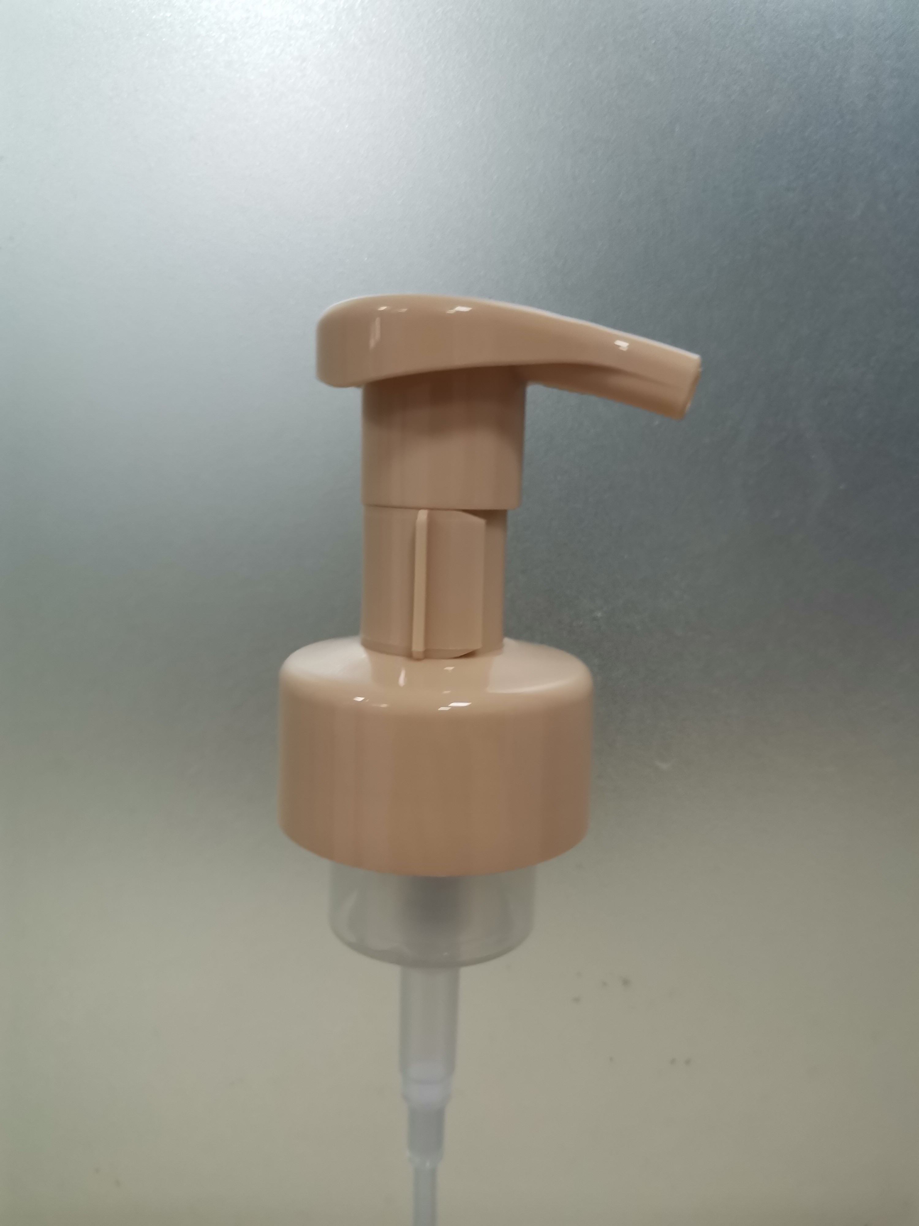 Dispensing Foam Products with Cap Lock Way Wear Resistant and Durable Construction