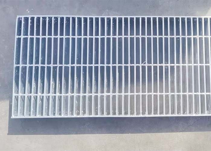 Frame Hot Dipped Galvanized Heavy Duty Steel Grid Catwalk Canal Cover