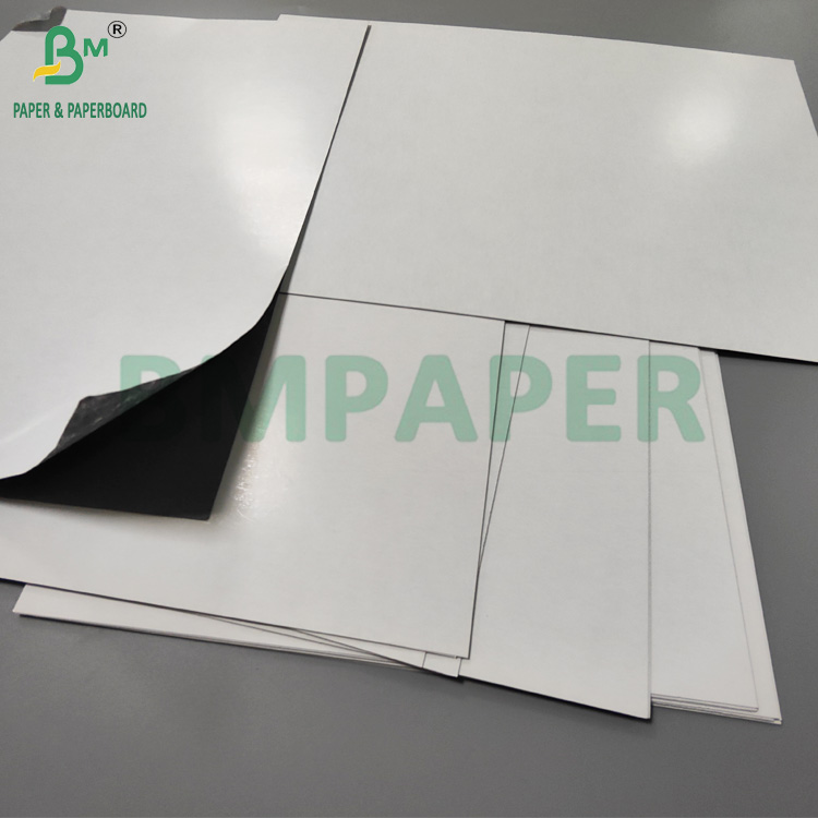 310gsm 330gsm Black Core Paper For Poker Cards 23'' x 29'' High Opacity