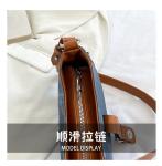 FRENCH FASHION CASUAL UNDERARM BAG WOMEN 2024 NEW TEXTURE BAGUETTE BAG SIMPLE