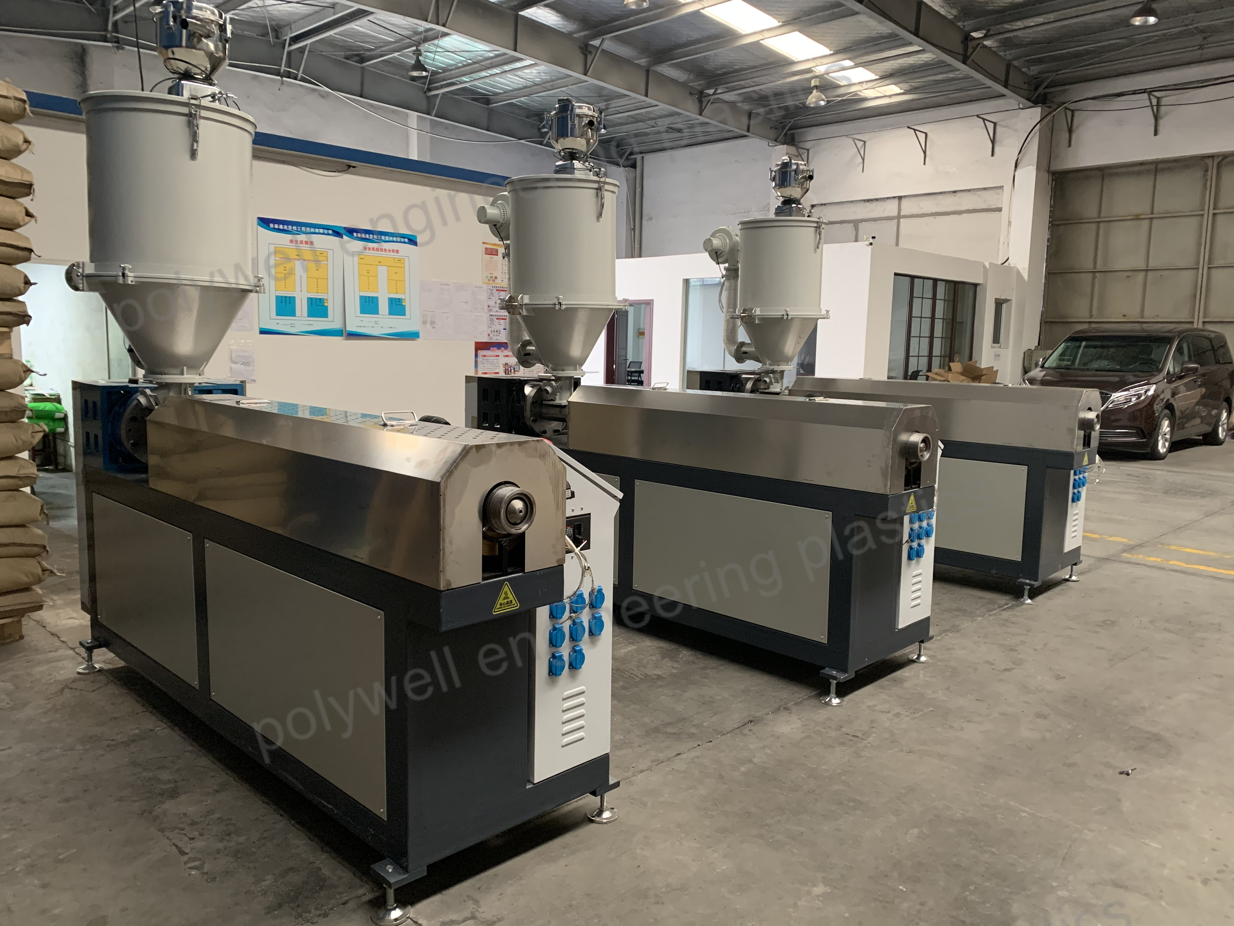 Nylon66 GF25 Strip Extruding Machine 750kg per Day Capicity With Single Screw