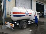 2.5MT Bobtail Propane Truck , Dongfeng 4X2 Small Cylinder Filling Fuel Bowser