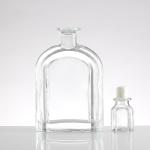 Aluminum Plastic PP Collar Material 750ml Vodka Wine Glass Bottle for Customizat