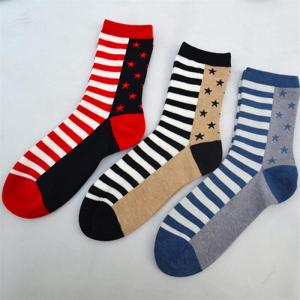China Fashionable Women′s Cotton Crew Ankle Socks on sale