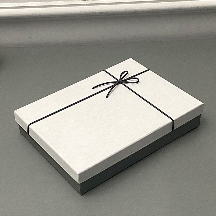 Silk Bowknot Cardboard Paper Gift Box Packaging For Gift Wrapping Custom