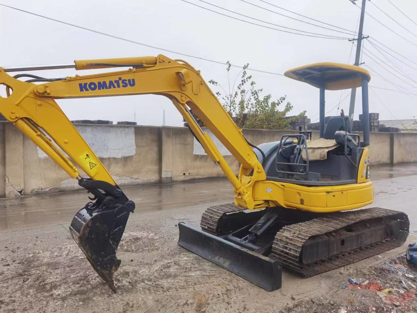 2016 Year 0.2M3 Bucket 3T Used Komatsu Excavator PC35MR PC30MR