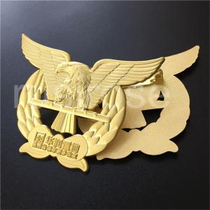 China Golden Eagle Badge, Cutout Eagle Flying Badge Customized, Eagle LOGO Badge Brooch Custom on sale