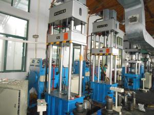 China Y27 315T Four Post Hydraulic Press Machine , Multi Purpose Hydraulic Press PLC Control on sale