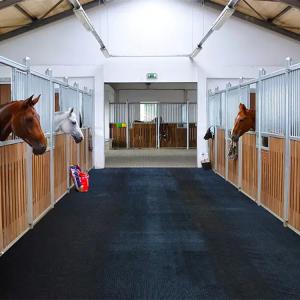 Wholesale American Floor Mats Horse Stable Mats Heavy Duty Stall Mats Durable Rubber Flooring Solid Black 1/2&quot; Thick 4' X 6' Mat from china suppliers