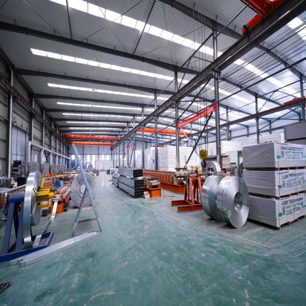 Customizable Assemble Steel Structure Prefab Container House with Bathroom and Kitchen