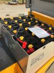Adjustable Cab Location Four Wheel Electric Forklift 2000kg With 500mm Load