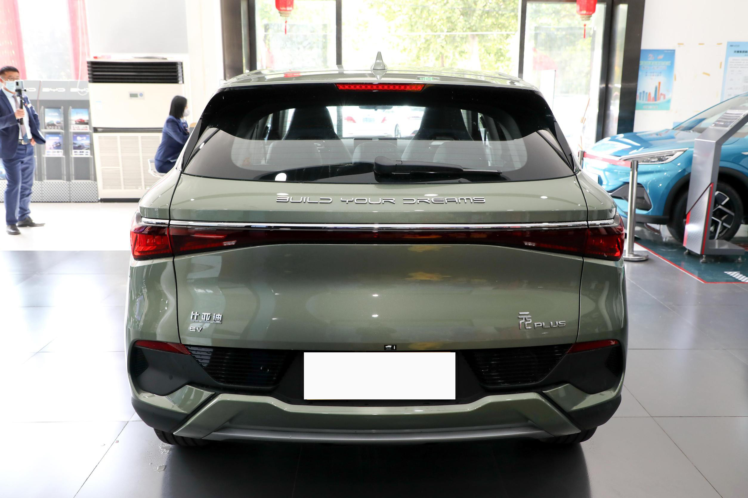 4 Wheels BYD Yuan Plus ATTO 3 SUV 430KM New Energy Electric Vehicles For Adults