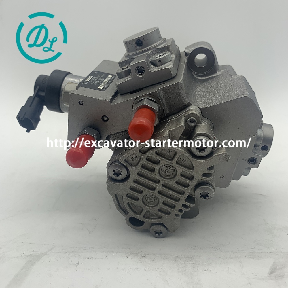 0445020083 32G61-00301 Fuel Injection Pump D04FR Engine Parts SK140-8